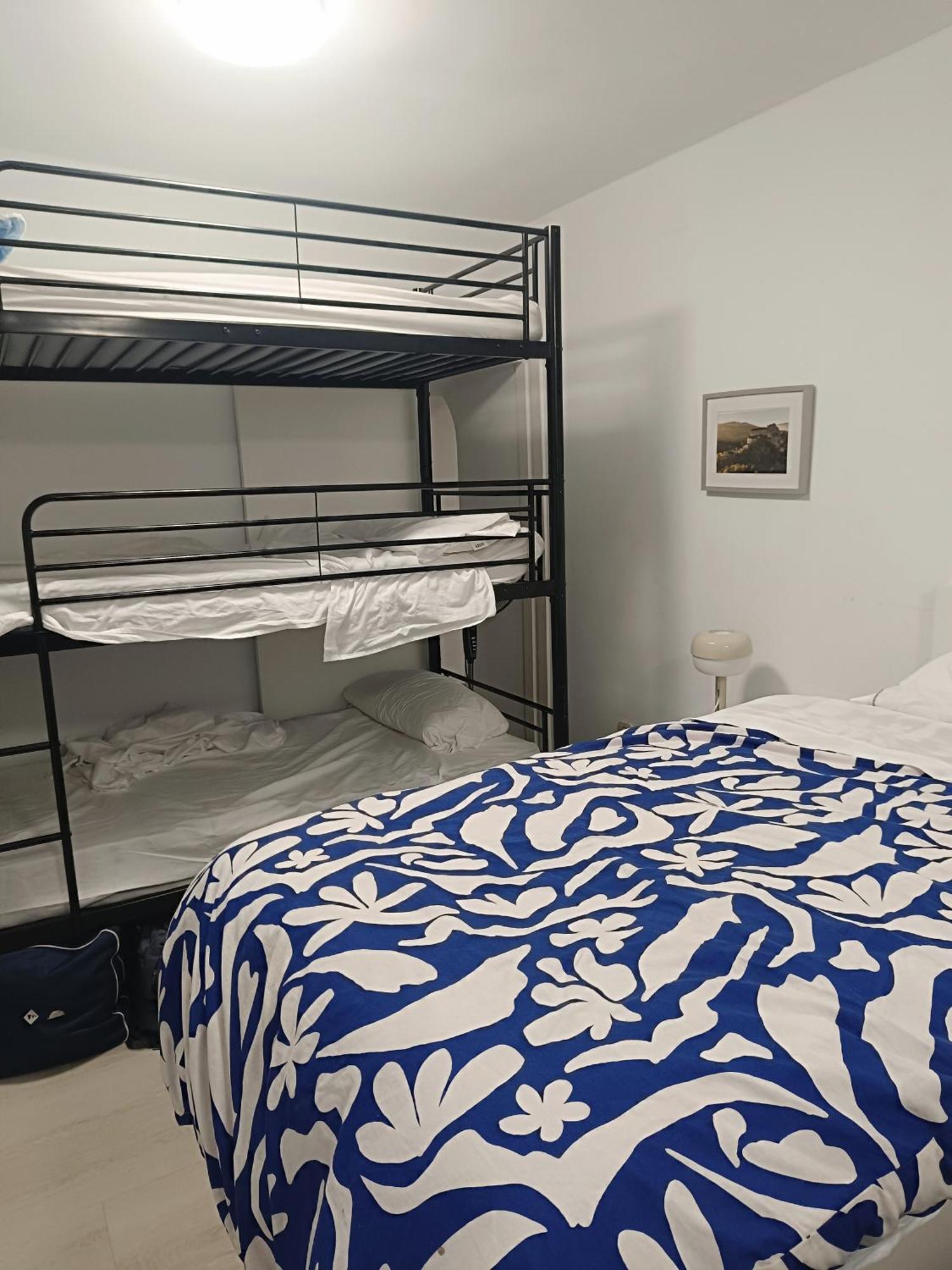 2-Centro Hab Compartida Masculina 8X Panzió Madrid Kültér fotó